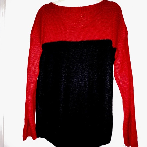 Dressbarn red and black sweater - Picture 4 of 4